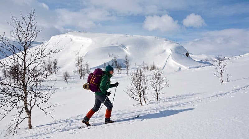 Turskidor med stålkant eller utan stålkant – så väljer du rätt 2026